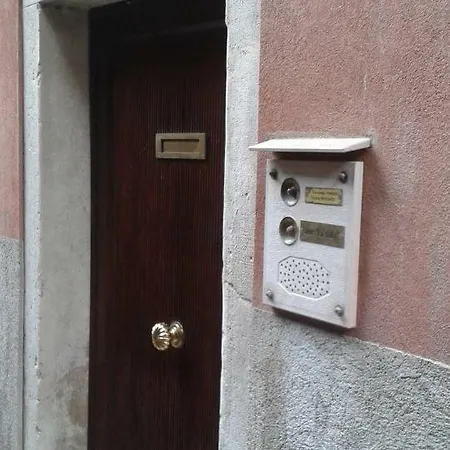 Apartment Ca' Gilly Nel Cuore Di