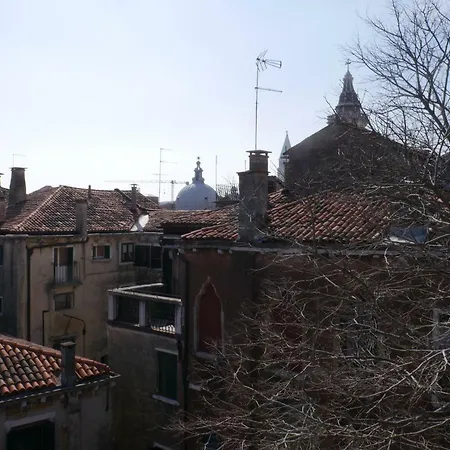 Apartment Ca' Gilly Nel Cuore Di